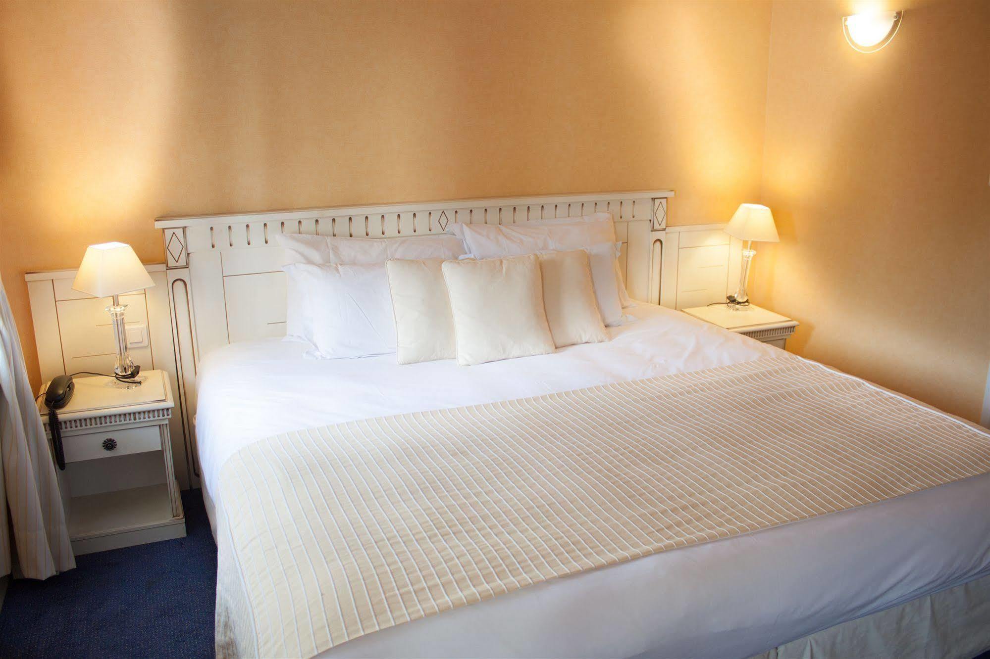 Hotel Riquet Тулуза Екстер'єр фото